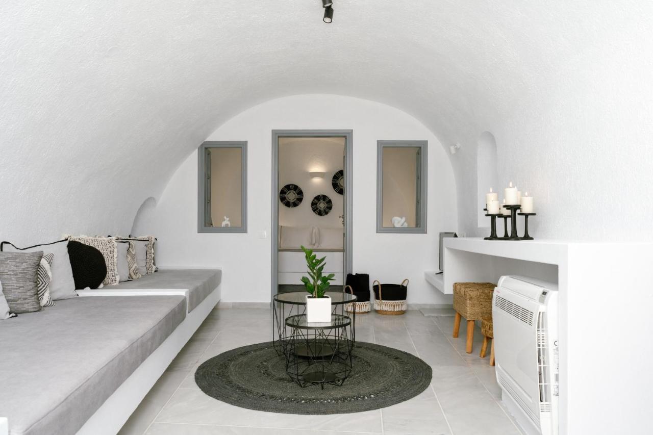 Anemos Fira Caldera View - 3