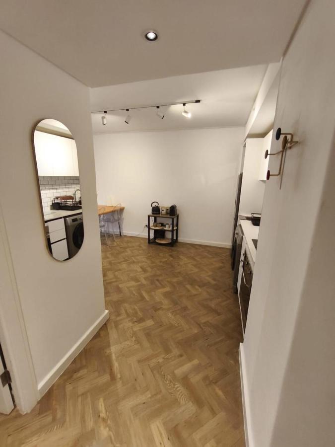 Gardens Nest with Parking