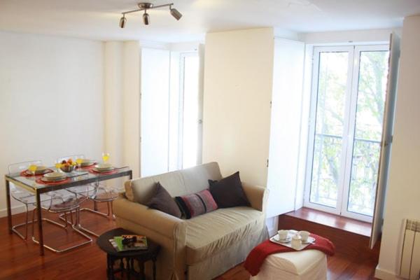 Belem Apartment with private parking