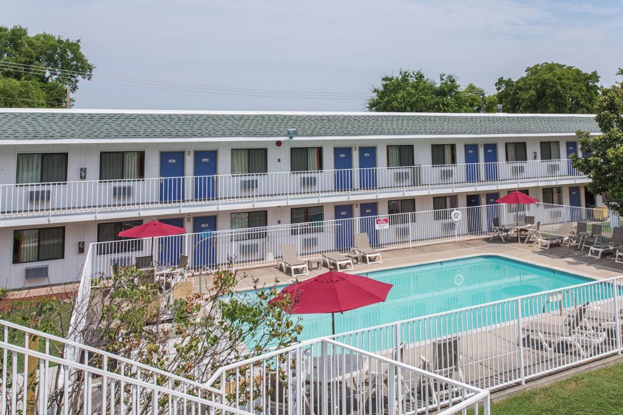 Nashboro Motel — photo 23