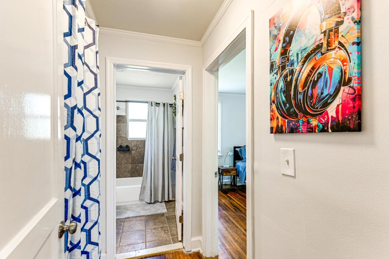 7 Mi to Dtwn Apt with Spacious Yard in Nashville - 3