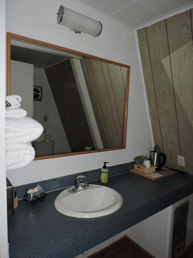 Lane's Ranch Motel — photo 19