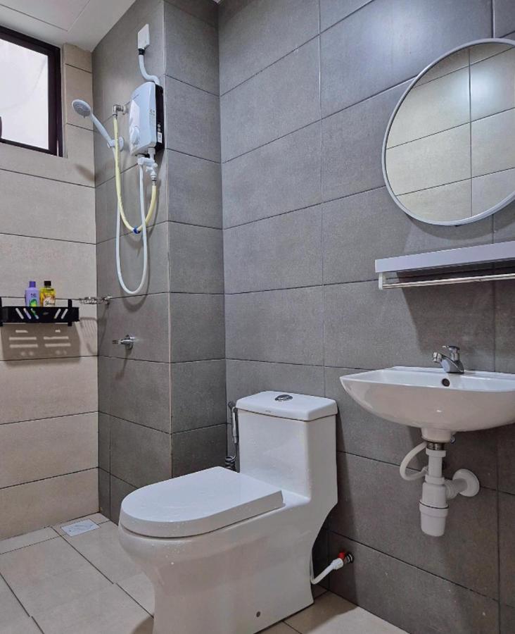 RumahJana Residensi Panorama Near Mid Valley Southkey 3BR - 3