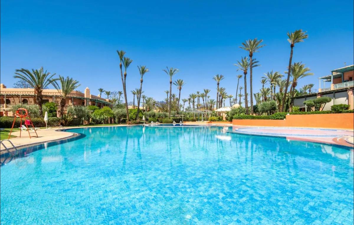 Palmeraie vintage apartment with pool