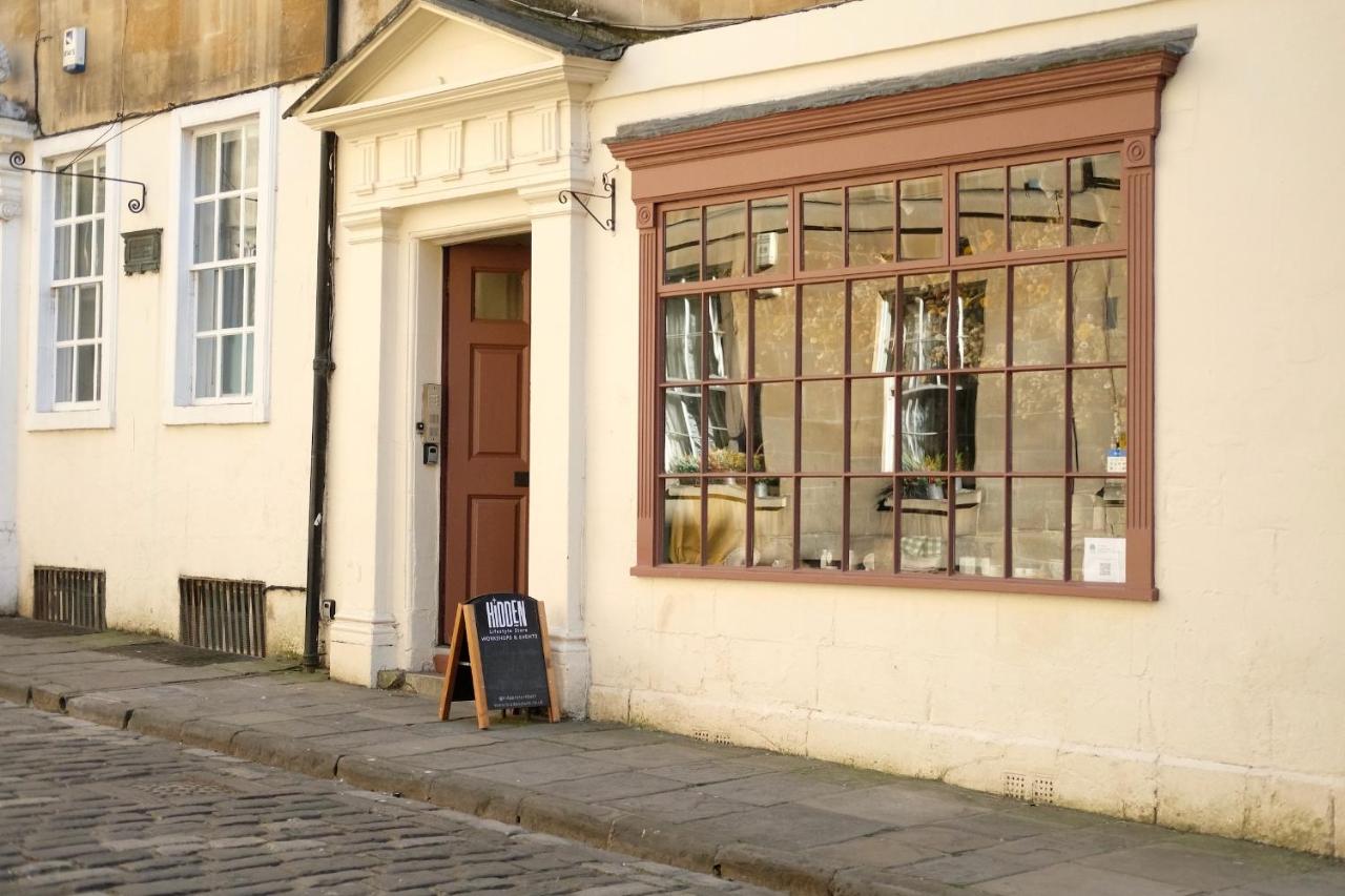 Hidden Loft Apartment - Central Bath - 5