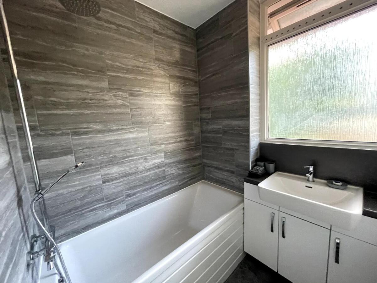 Lovely 2 bedroom flat in Hoxton - 3