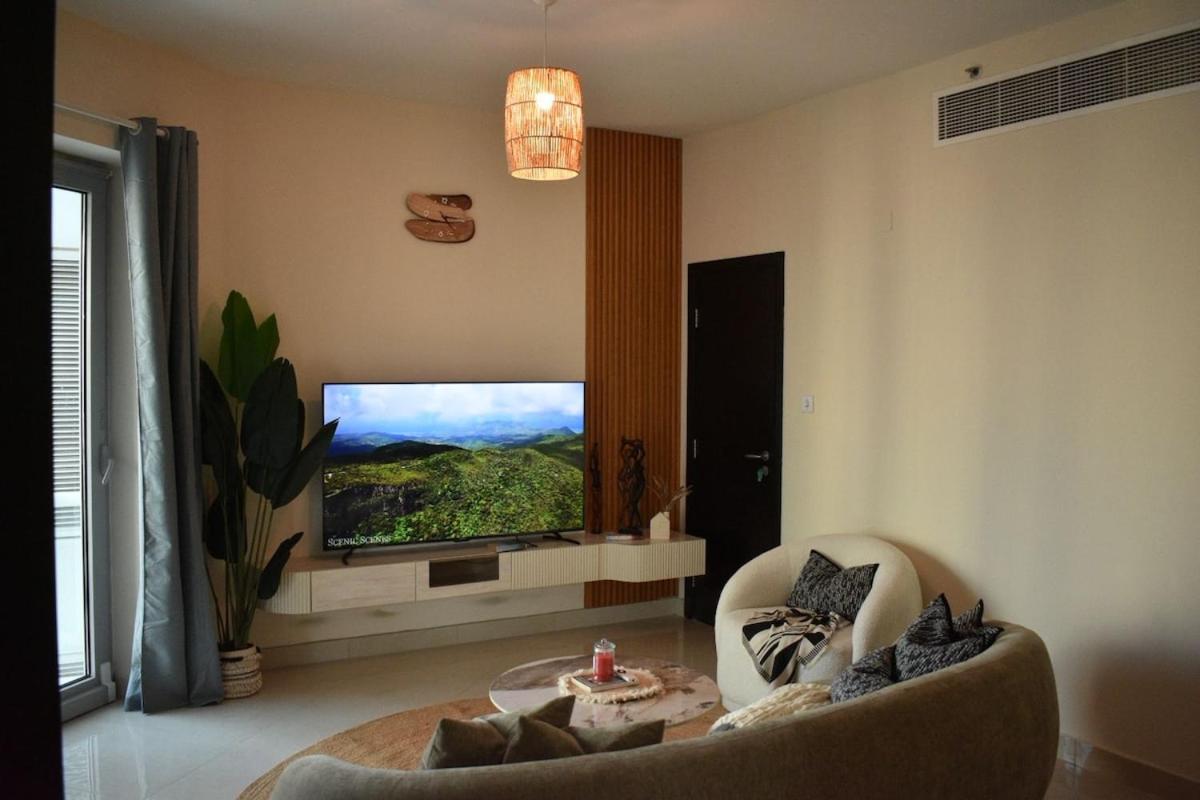 Cozy 2BR -Near JBR Beach &Metro