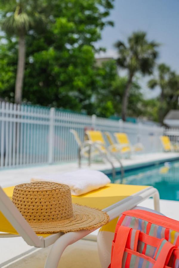 Royal Palm Motel — photo 4
