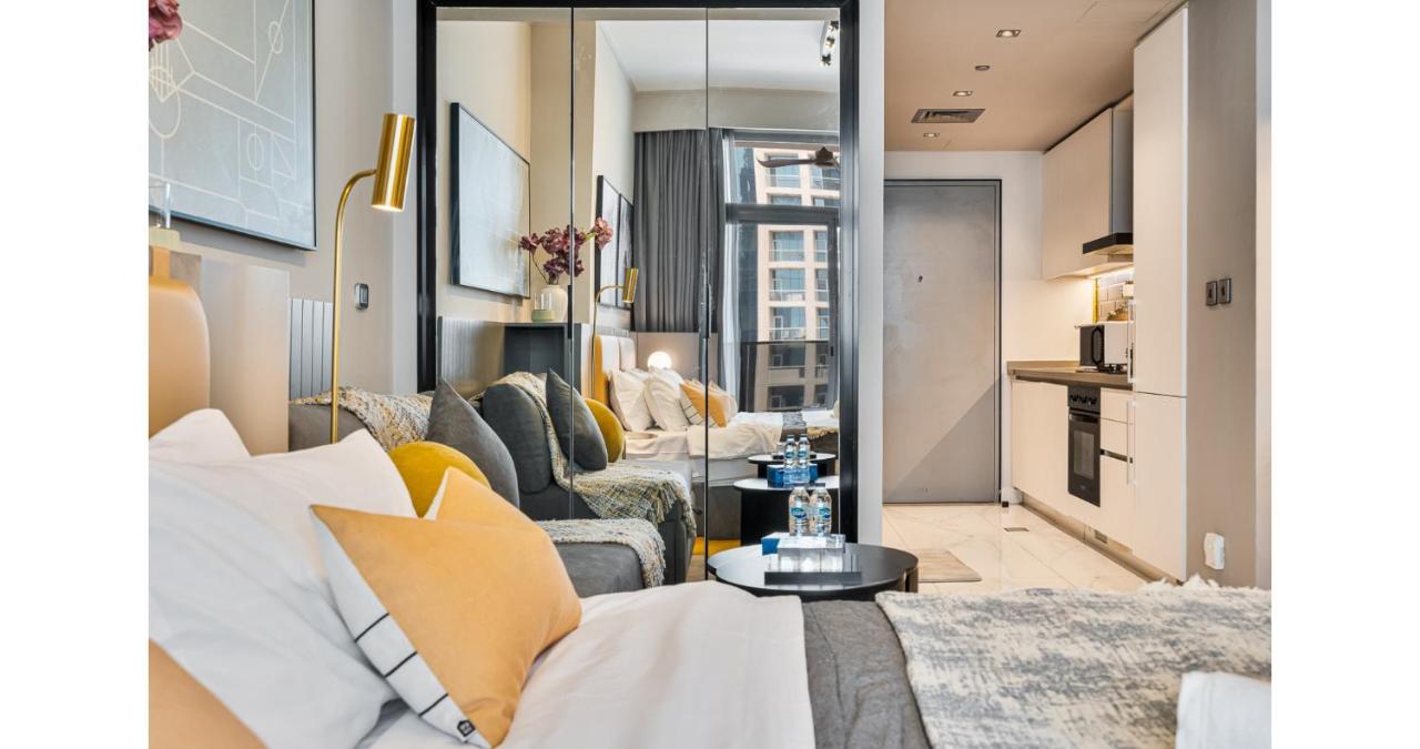 Stylish Studio - 5-min walk Burj Khalifa & Dubai Mall - 2
