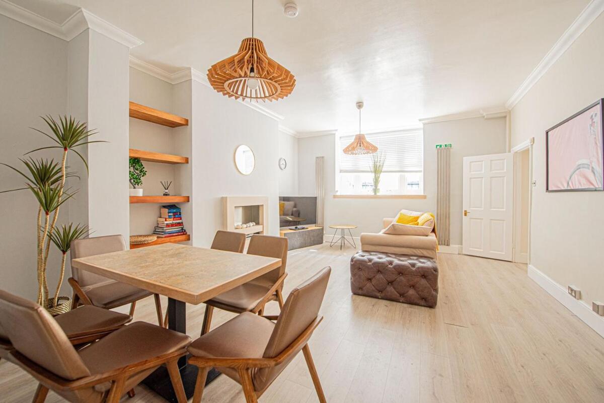 Elegant 2 Bed Flat Near Hyde Park & Paddington - 4