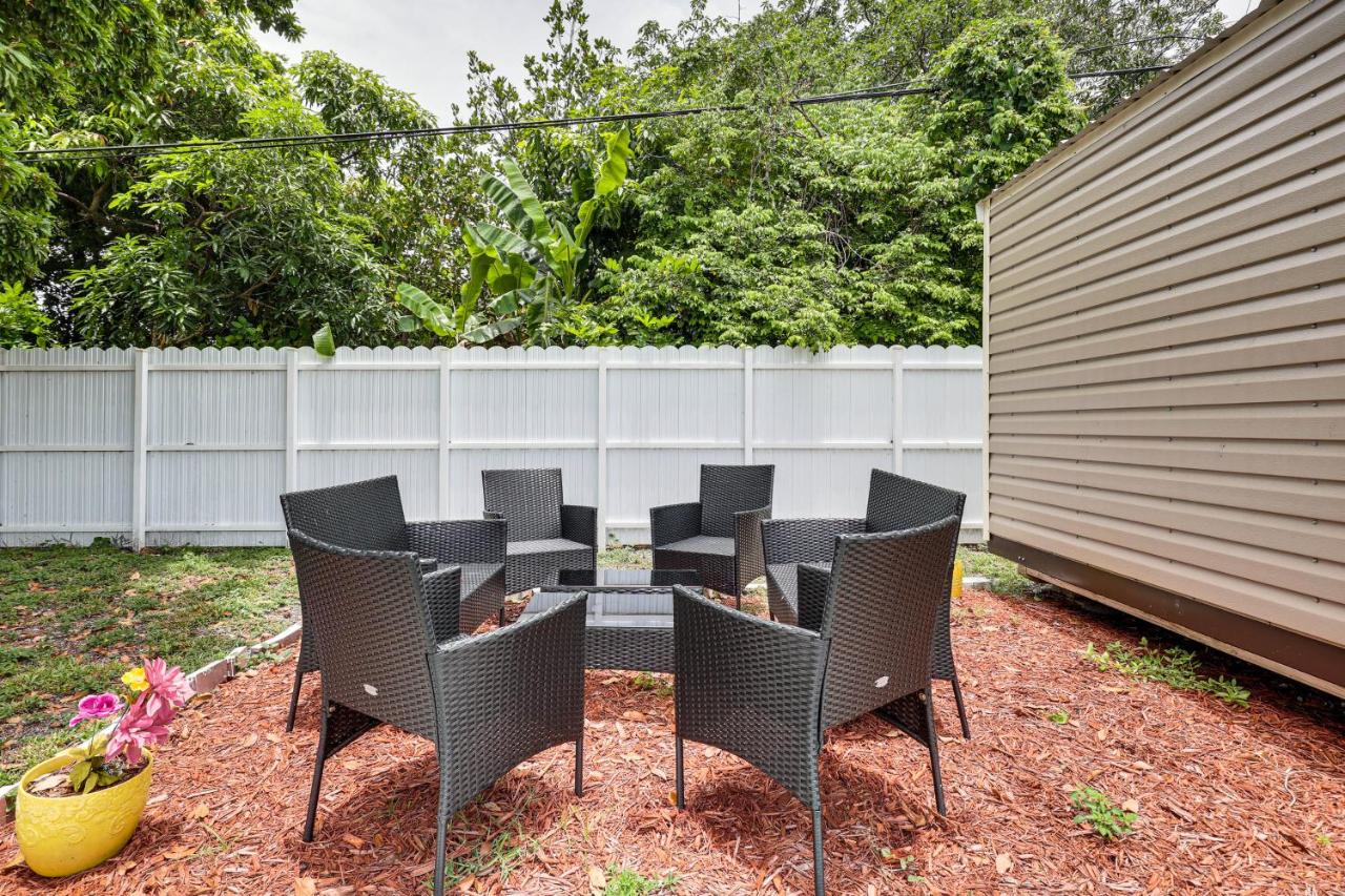 Private Yard! Retreat 6 Mi to Hard Rock Stadium