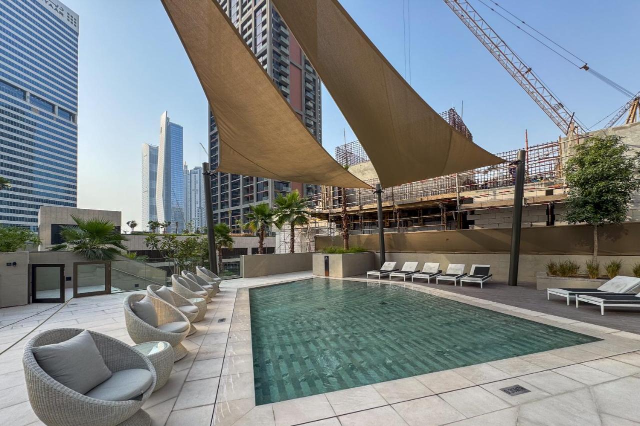Bright 1 Bedroom with Burj Khalifa view in Peninsula - 4