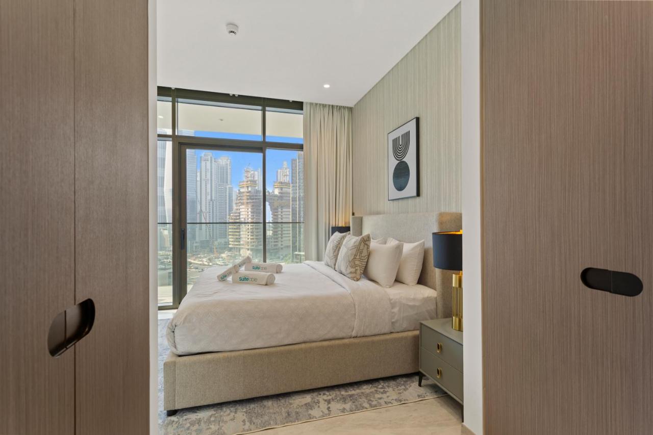 Bright 1 Bedroom with Burj Khalifa view in Peninsula - 2