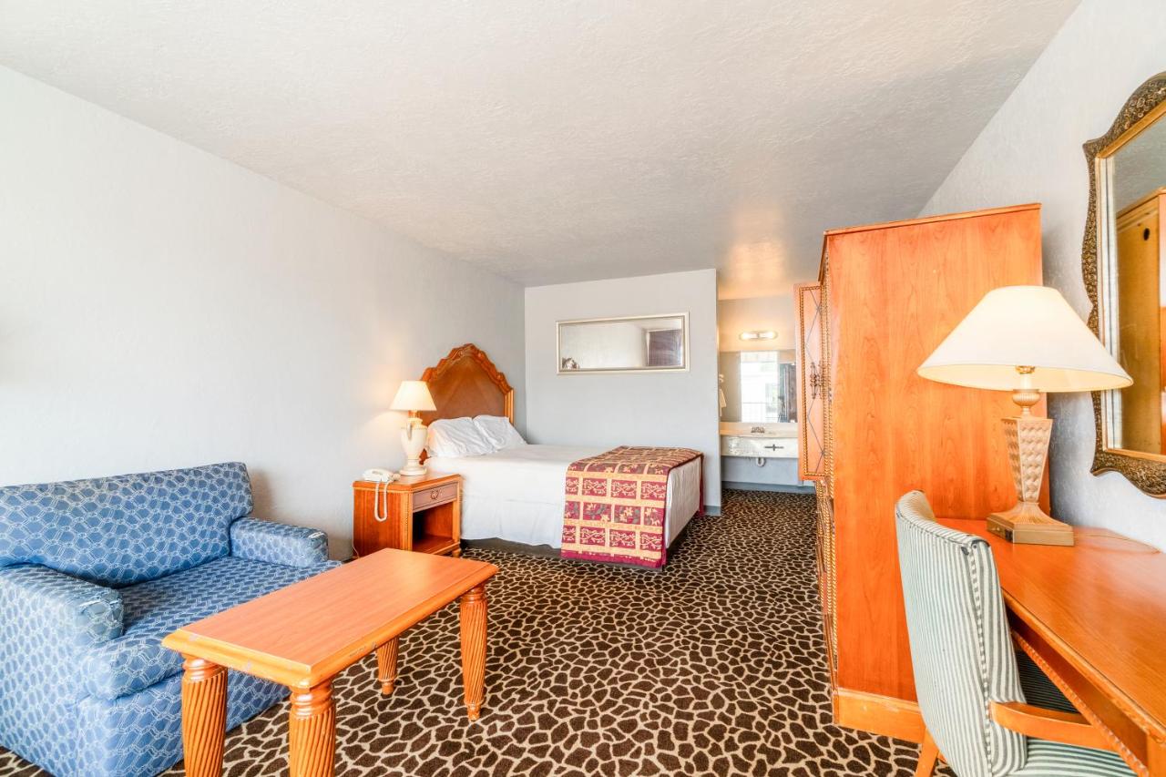 Economy Inn Lawton — photo 21
