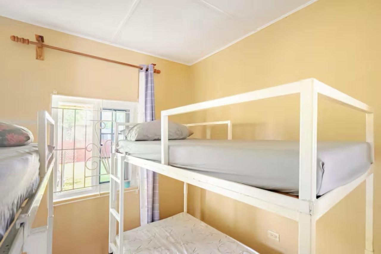 East palm estate hostel - 5