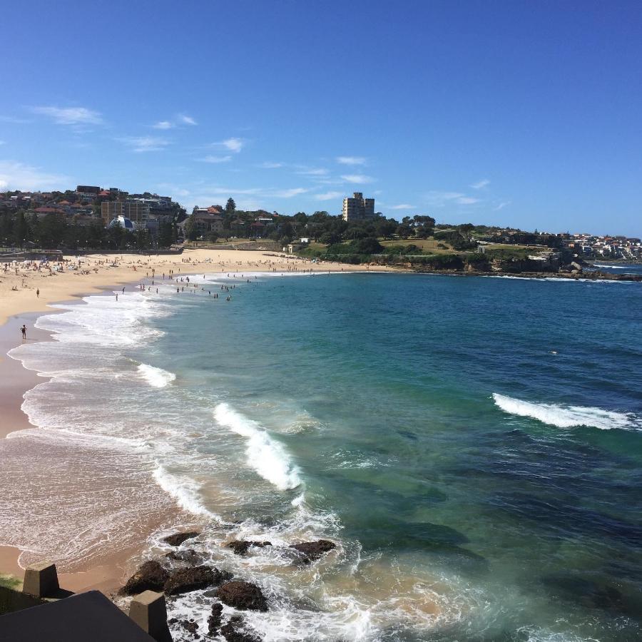 Beach: Coogee Sands Hotel & Apartments
