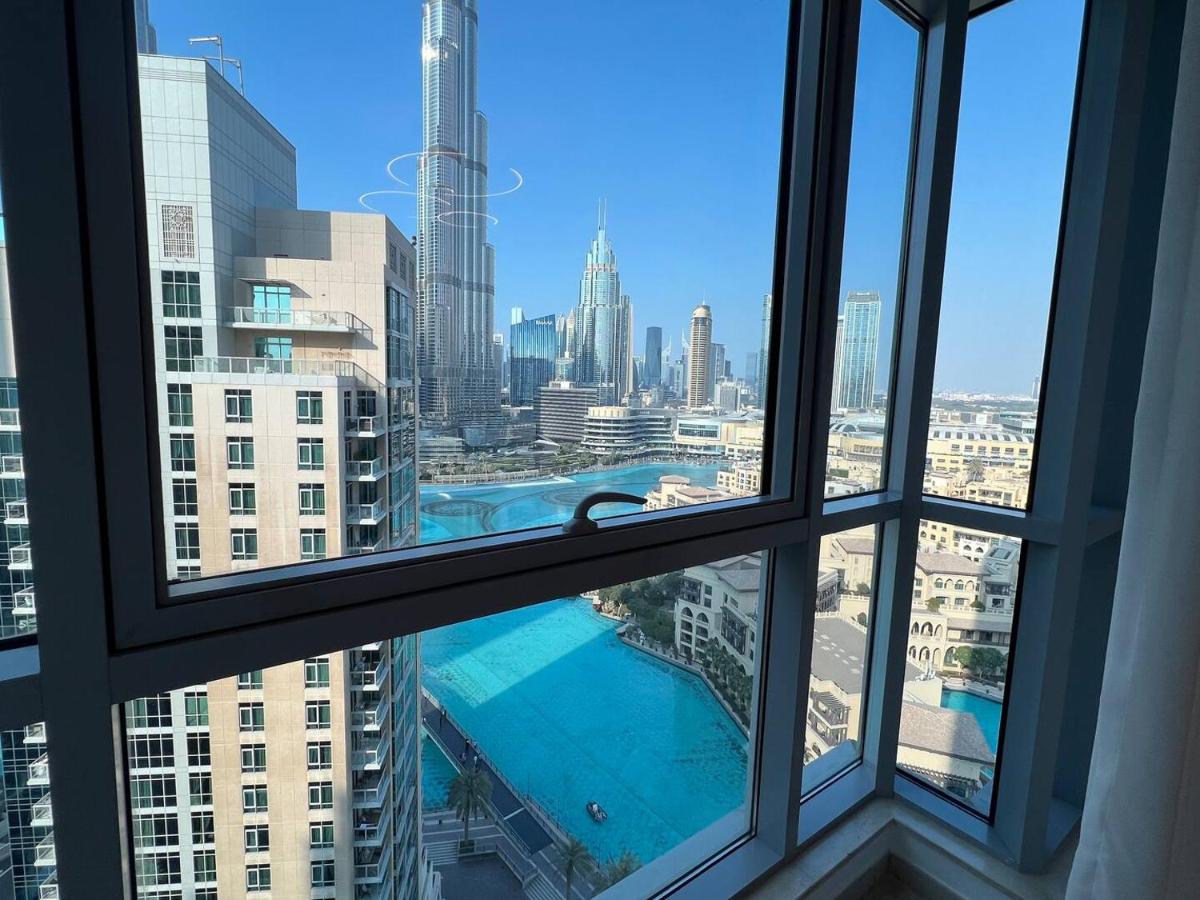 Luxury two Bedroom Apartment I Front row Downtown with Private Fountain & Burj View by Luxury Space - 3