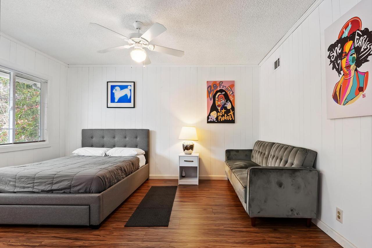 Modern spacious home close to Universal studio & Hollywood for 11 - 2