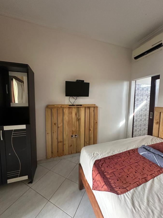 Sari Buana Bed & Breakfast - 4