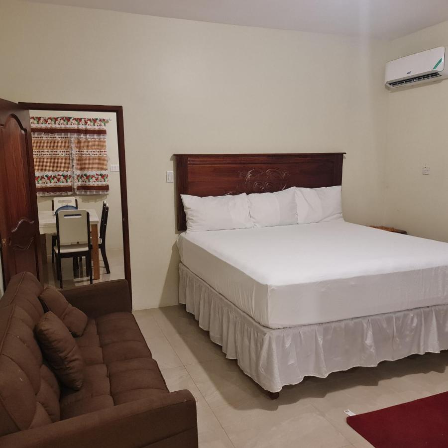 Paradise Place Grande King apartment - 2