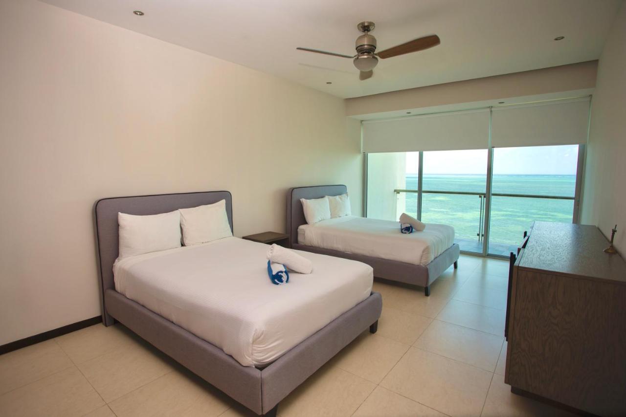 Apartment on the beach! Infinity pool - 2