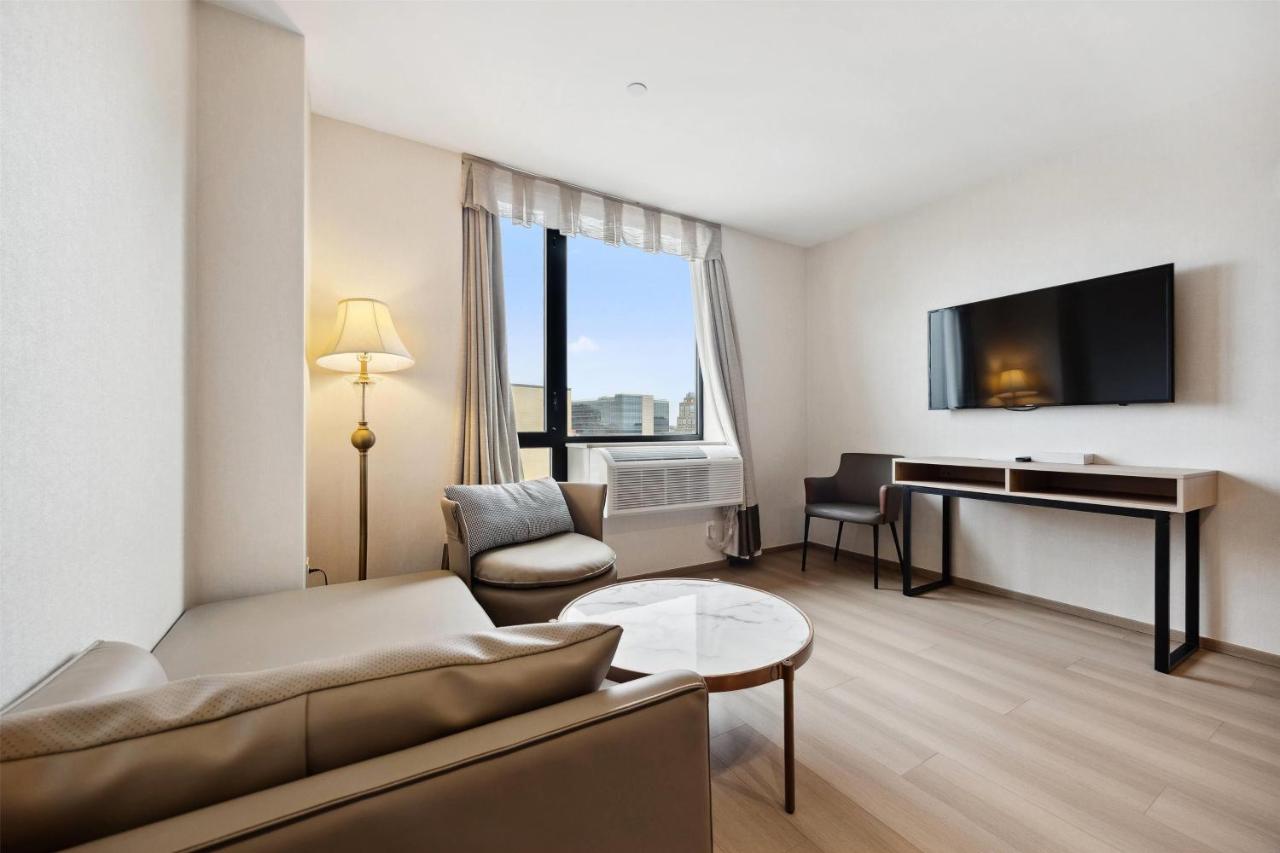 Ramada by Wyndham Flushing Queens - 5