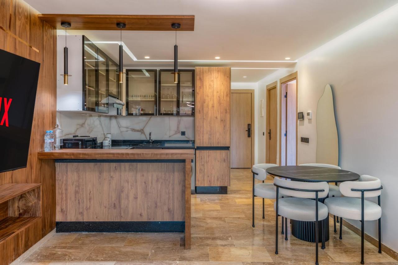 1 Ch, 1 SDB et Parking gratuit au Centre de Gueliz avec vue - 4