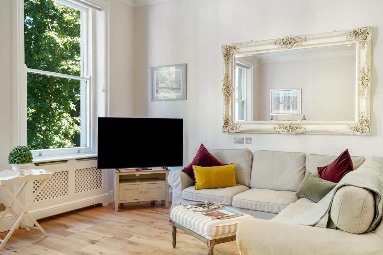 The Kensington Gardens Collection- by Short Stories London - 5