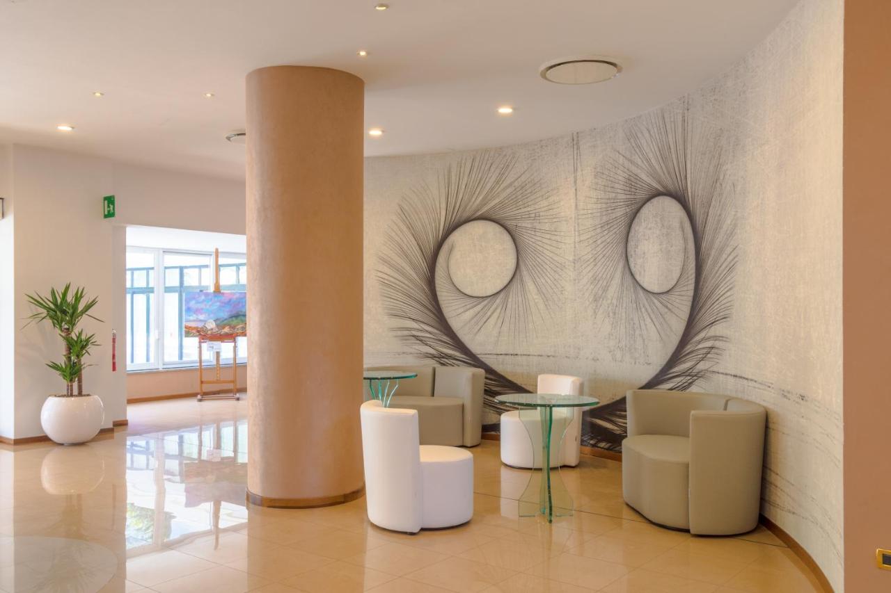 Grand Hotel Moon Valley photo