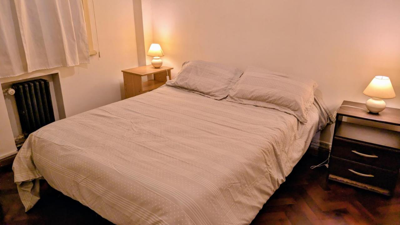 Peña - Confortable Departamento Céntrico