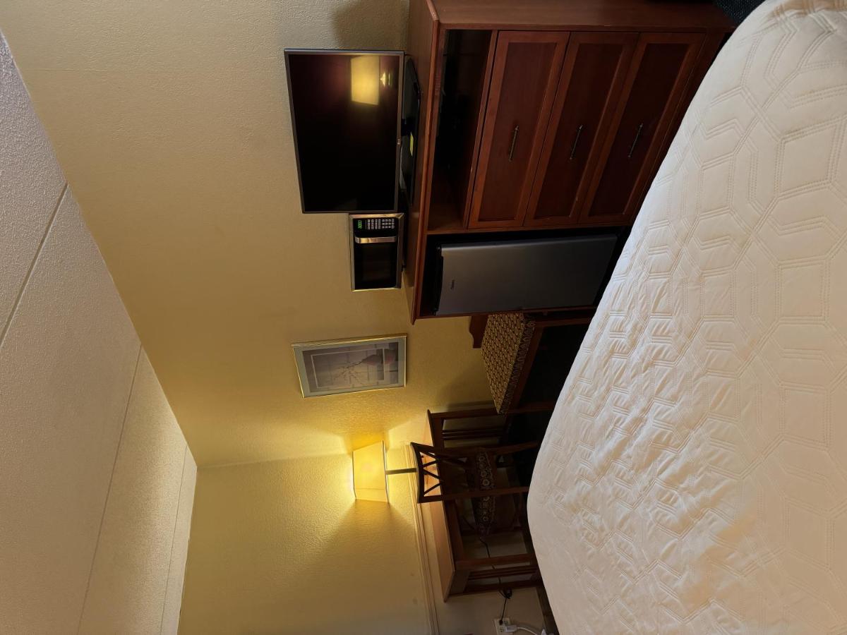 Abode Motel — photo 12