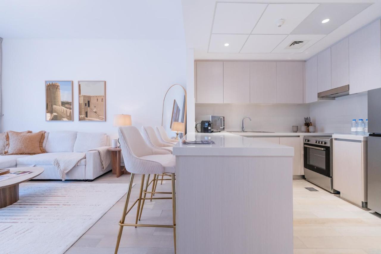 Two Bedroom Apartment on Yas Island Near Yas Mall & Theme Parks - 5