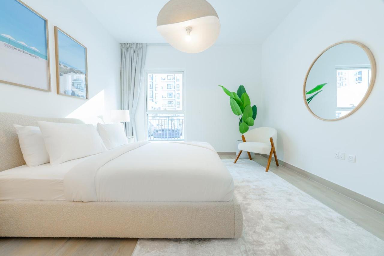 Two Bedroom Apartment on Yas Island Near Yas Mall & Theme Parks - 2