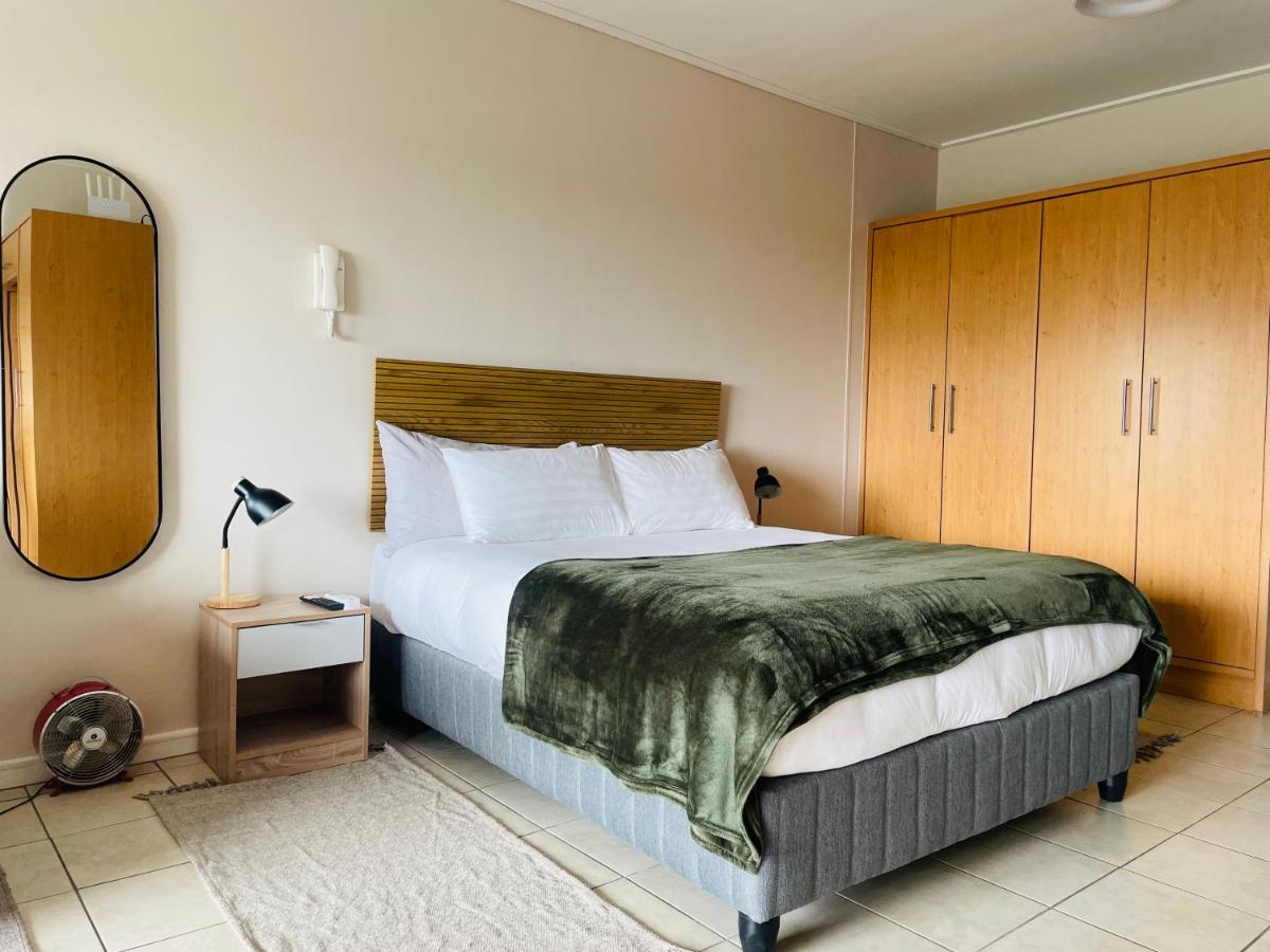 Studio in the City - 2