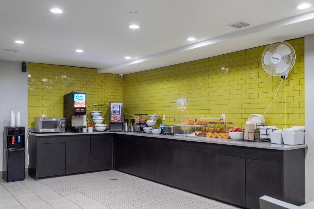Brooklyn Vybe Hotel, Ascend Hotel Collection — photo 10