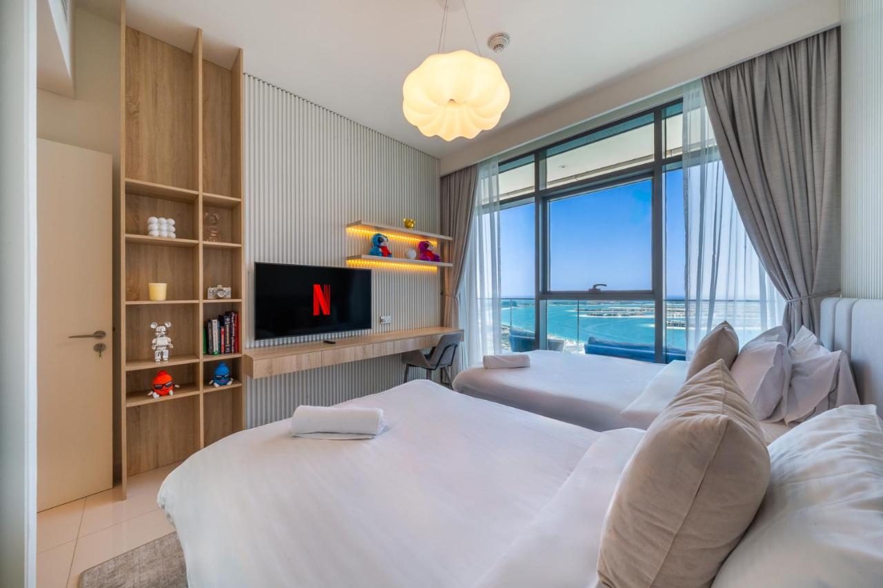 Most Luxurious 2BR Celebrate New Year in Style - 2