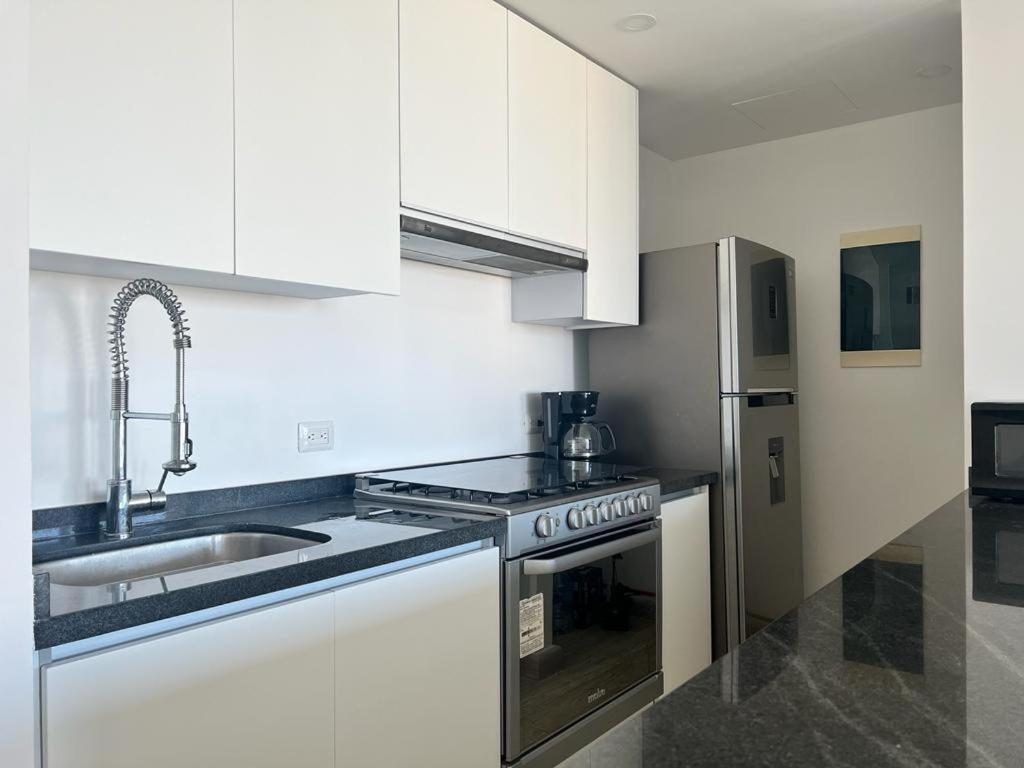 Top floor, amazing sea view in Puerto Cancun - 5