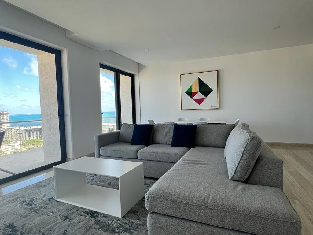 Top floor, amazing sea view in Puerto Cancun - 4