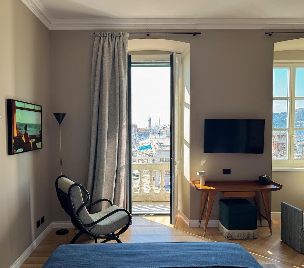 Amabilia Miramare private parking and sea - 5