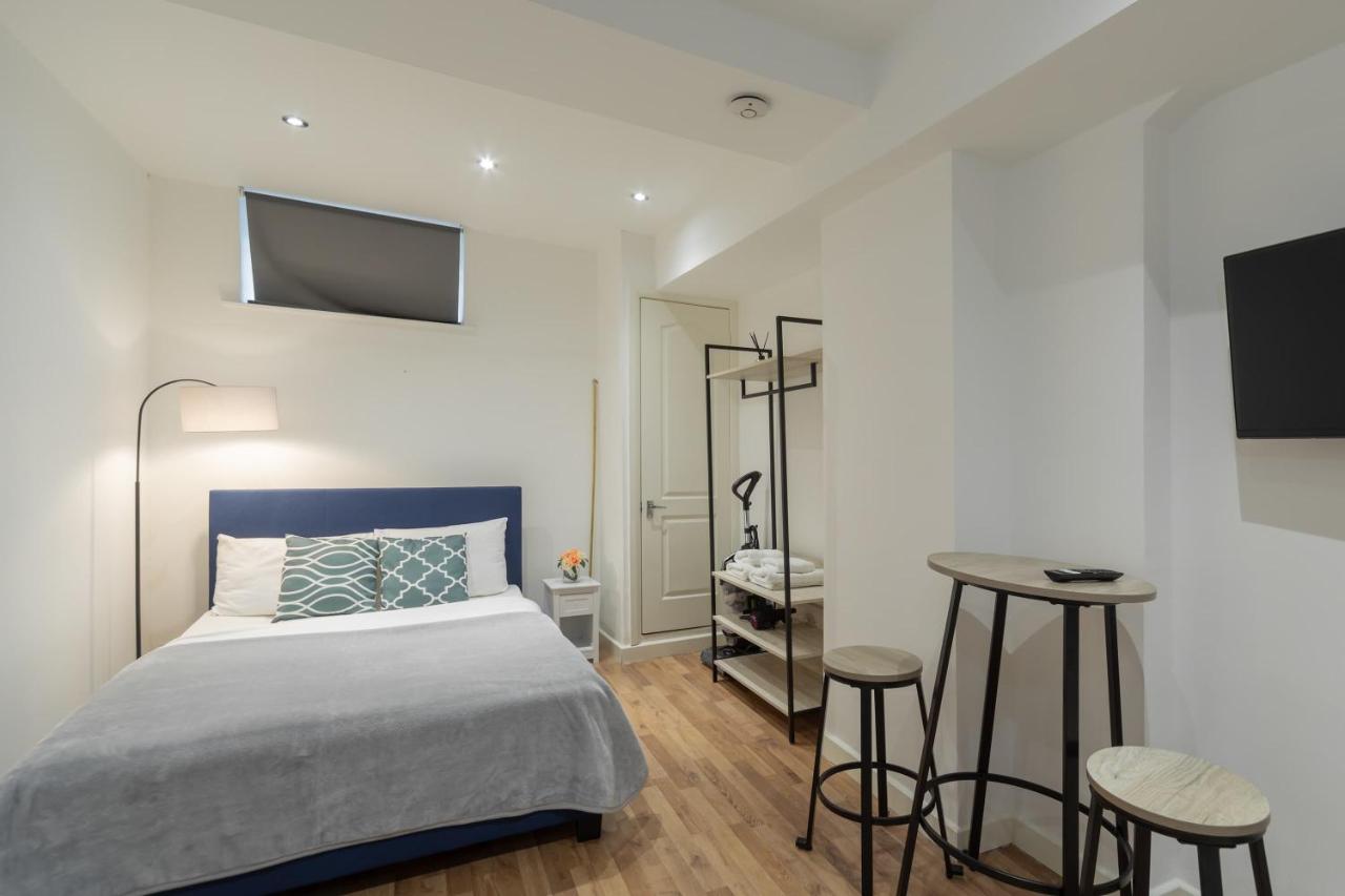 Stylish & Convenient Studio in Shoreditch - 3