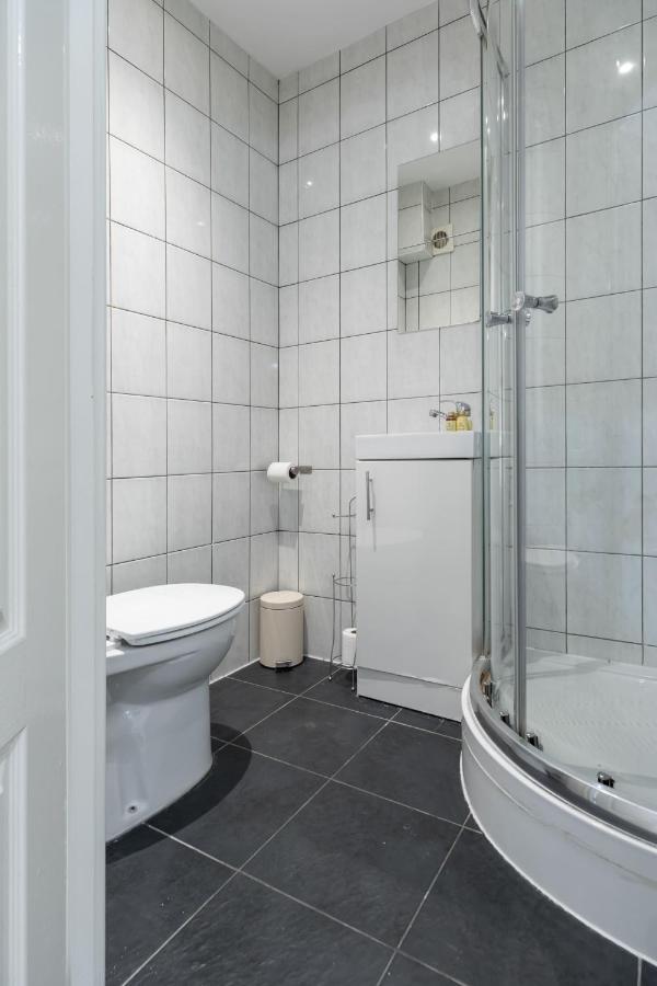 Stylish & Convenient Studio in Shoreditch - 4