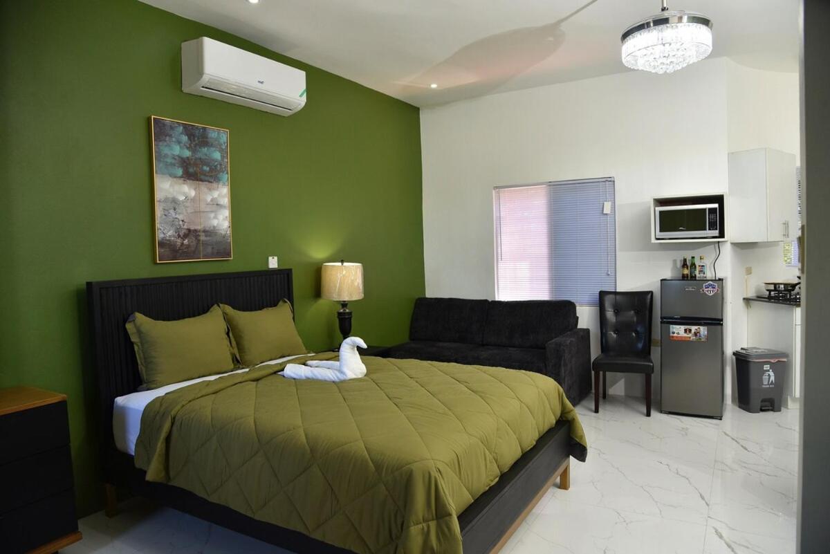 LS Stonethrow - Emerald Cottage - 4