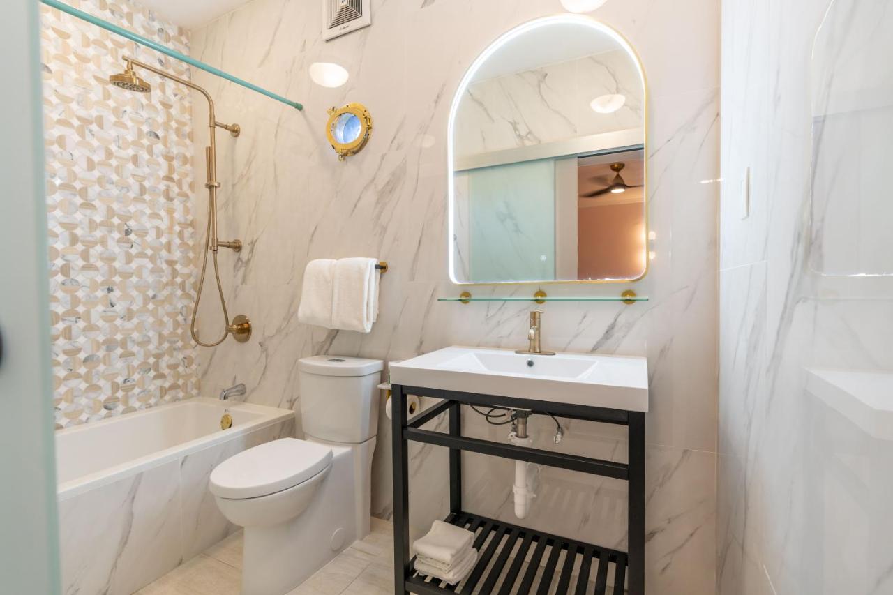 Travellers Beach Resort - 5