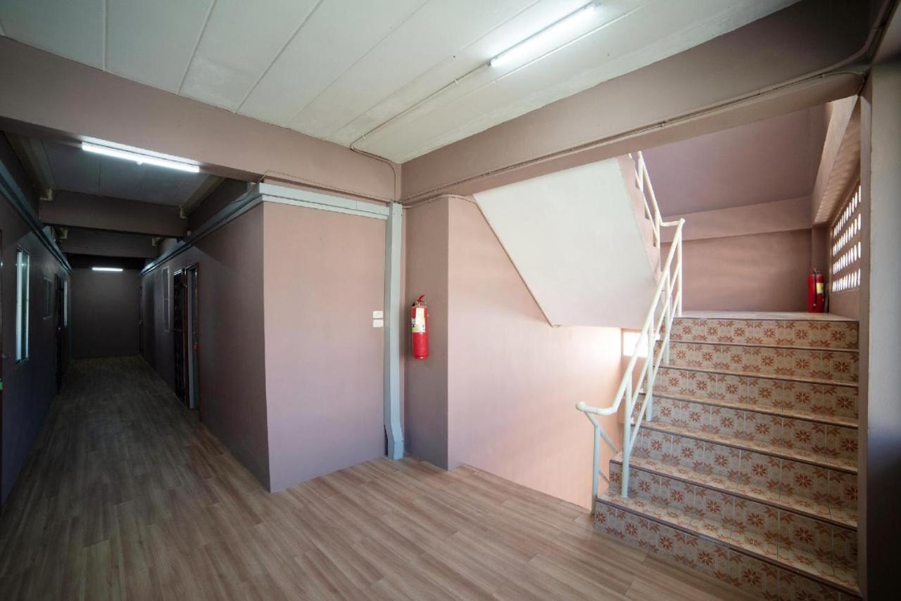 Sukhum Sukhumvit-Onnut Guest House - 2