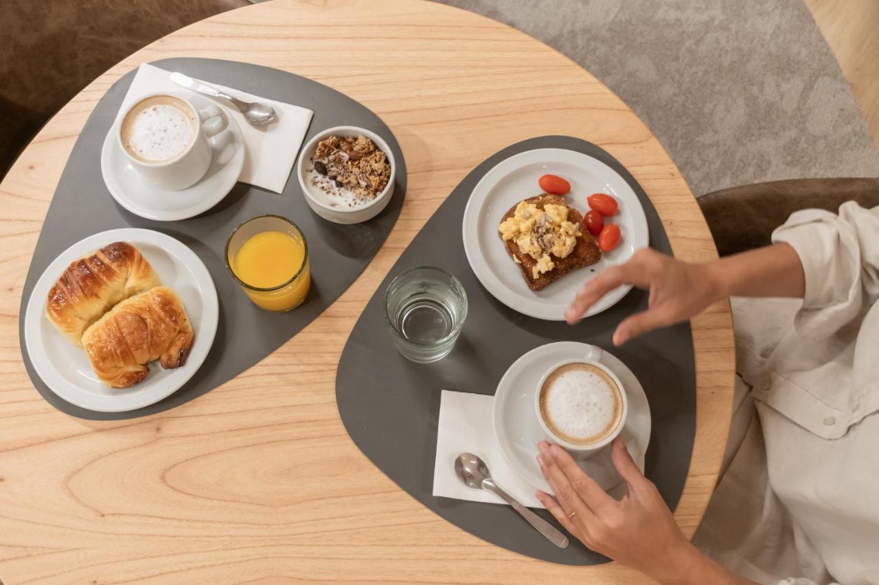 Hotel Solans Carlton - 4