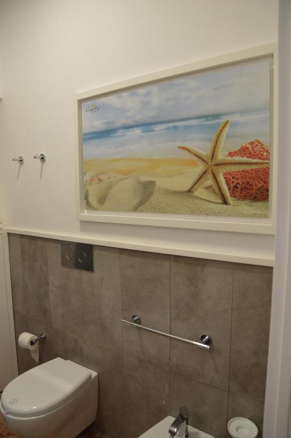 B&B Vanity photo