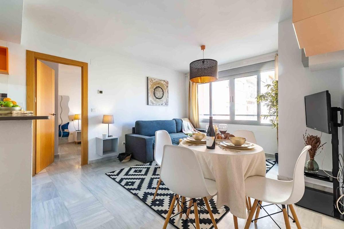 Cozy Apartment Tranquil Escape by TuriVida