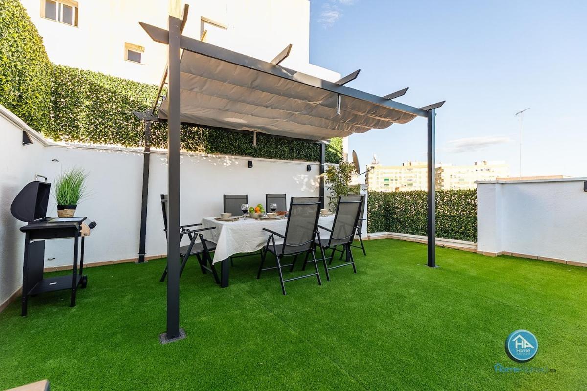 Luxury Penthouse Terrace & BBQ by TuriVida