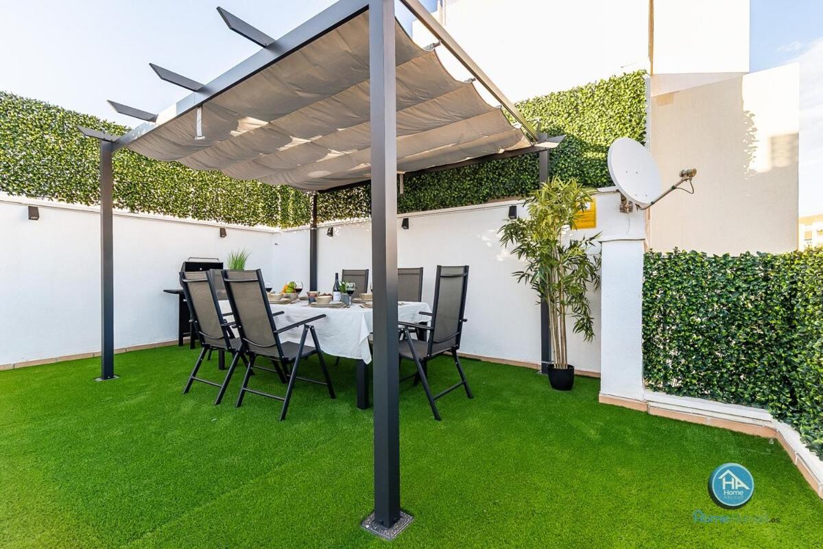 Luxury Penthouse Terrace & BBQ by TuriVida - 2