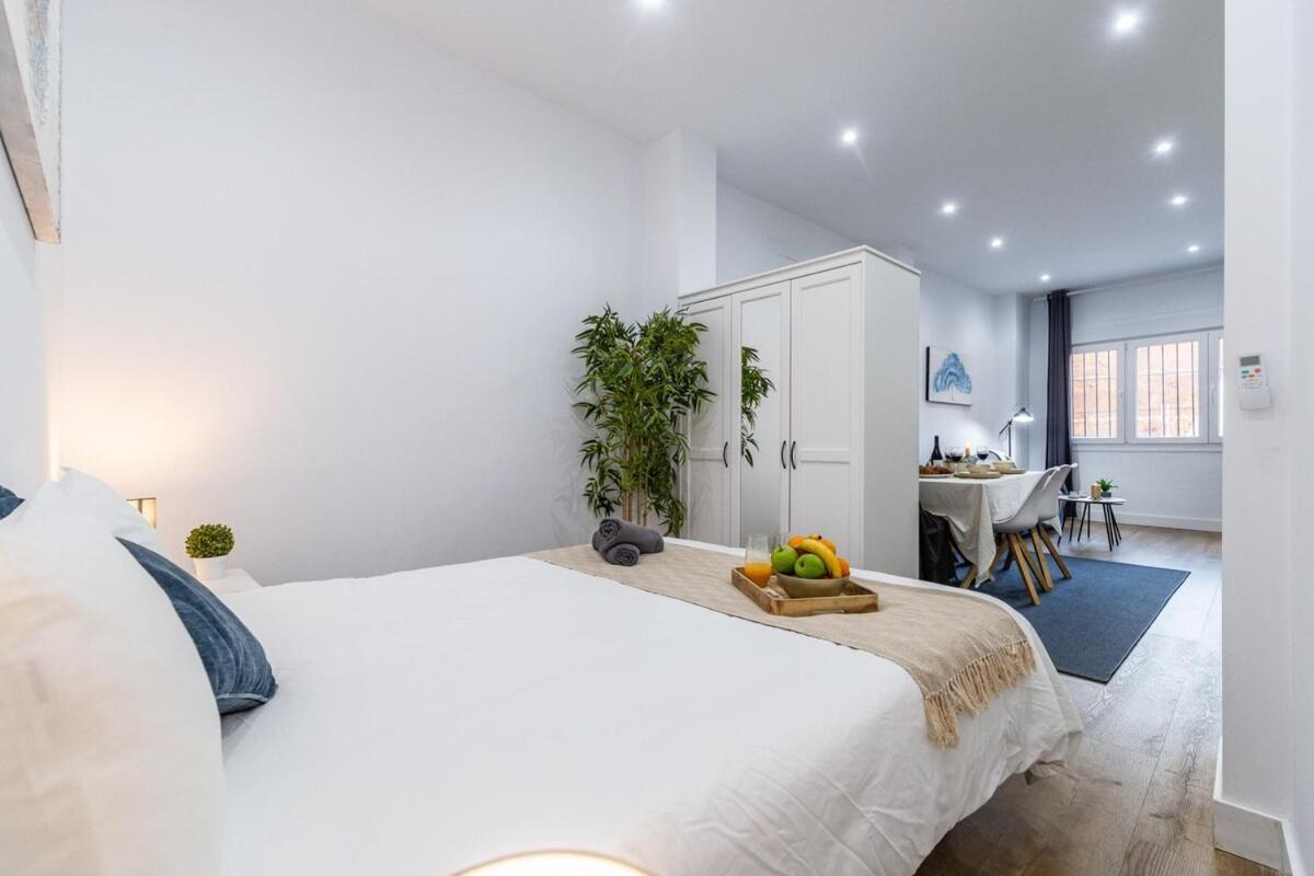 Deluxe Signature Studio - Malaga Center - 2